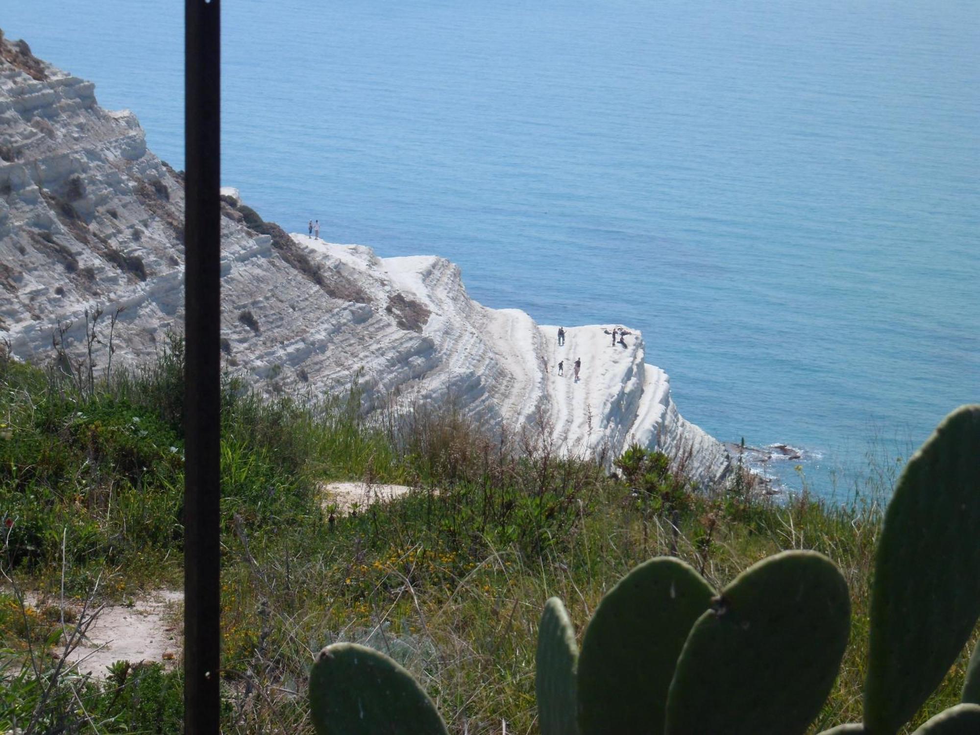 La Bianca Scogliera Bed & Breakfast Realmonte Exterior photo